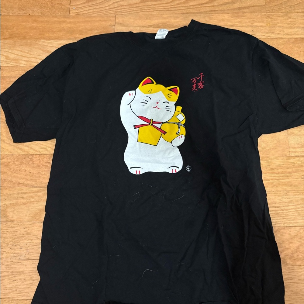 Fruit of the Loom Black T-Shirt with Yellow and White Cat Design